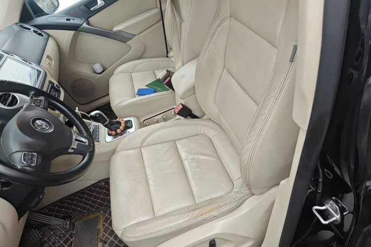 Used Volkswagen Tiguan 2012 1.8TSI Automatic Two-Wheel Drive Elite Edition Left Front Seat
