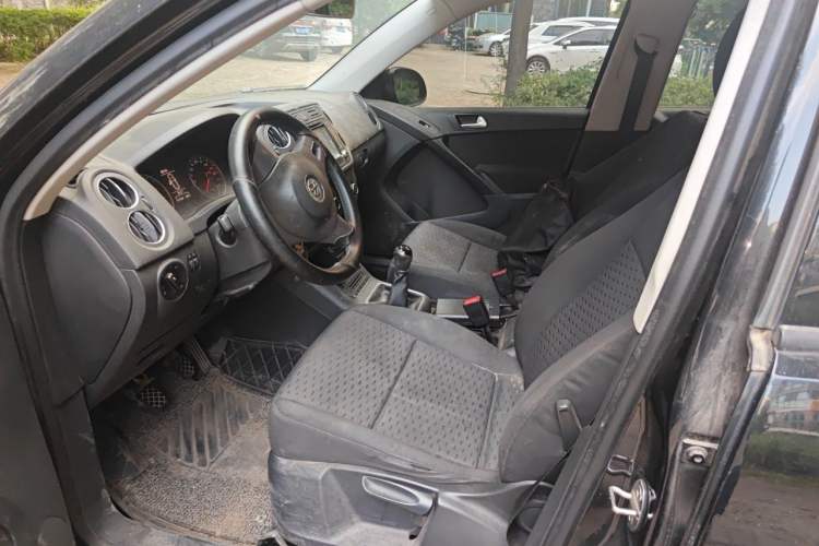 Used Volkswagen Tiguan 2012 1.8TSI Manual Two-Wheel Drive Urban Edition Left Front Seat