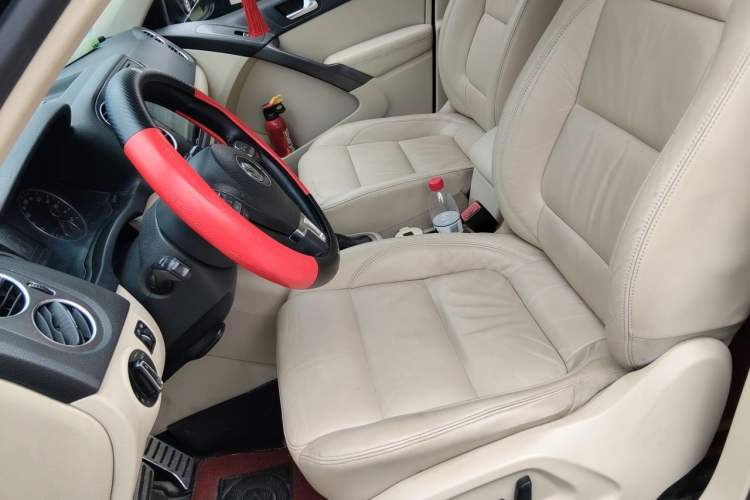 Used Volkswagen Tiguan 2012 1.8TSI Automatic All-Wheel Drive Elite Edition Left Front Seat