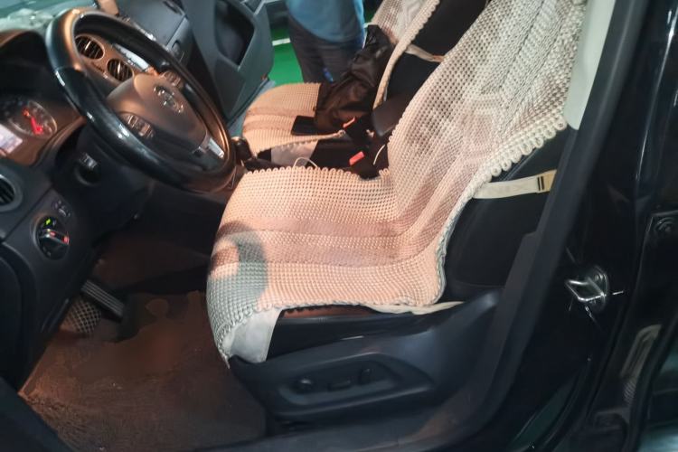 Used Volkswagen Tiguan 2012 2.0 TSI Comfort Edition Left Front Seat