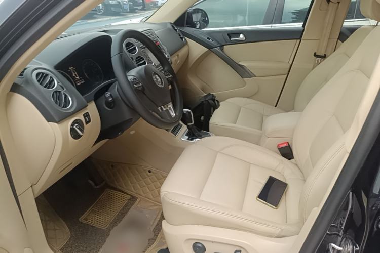 Used Volkswagen Tiguan 2012 1.8TSI Automatic Two-Wheel Drive Trend Edition Left Front Seat