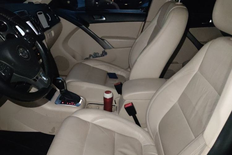 Used Volkswagen Tiguan 2012 1.8TSI Automatic All-Wheel Drive Elite Edition Left Front Seat