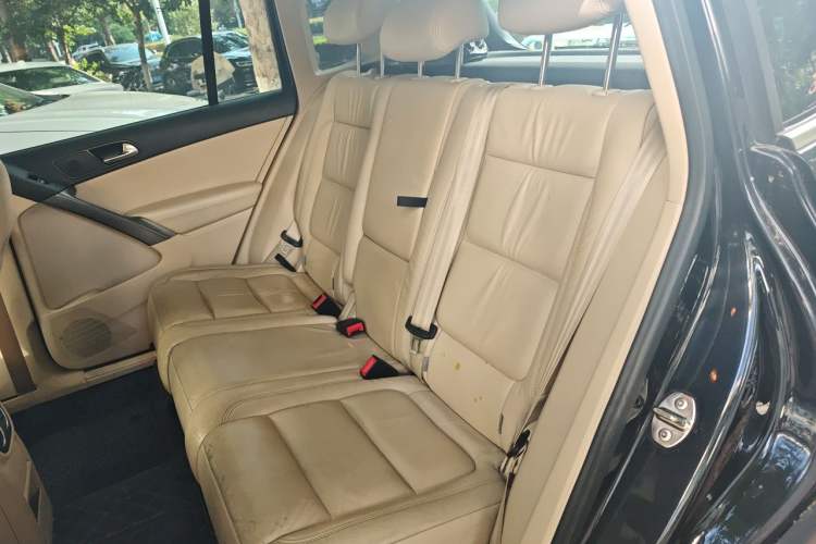 Used Volkswagen Tiguan 2012 1.8TSI Automatic All-Wheel Drive Elite Edition Left Rear Seat