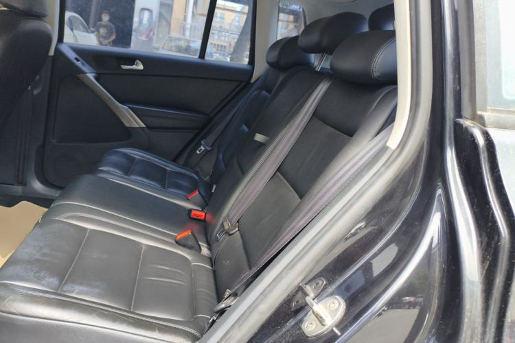 Used Volkswagen Tiguan 2012 1.8TSI Automatic Two-Wheel Drive Trend Edition Left Rear Seat