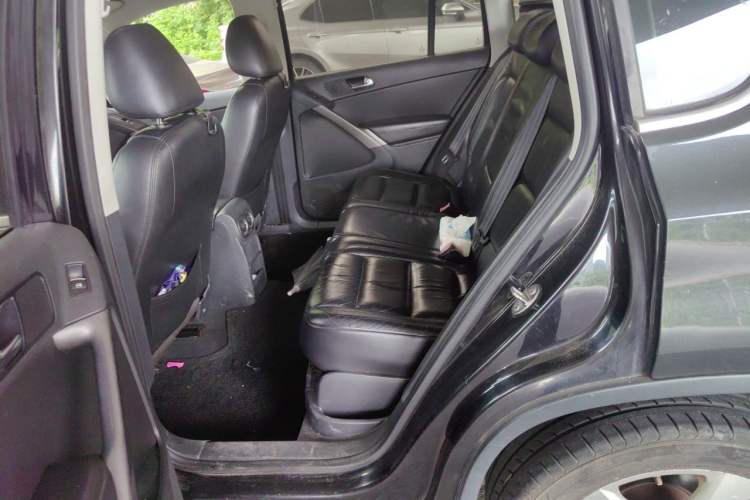 Used Volkswagen Tiguan 2012 1.8TSI Automatic Two-Wheel Drive Elite Edition Left Rear Seat