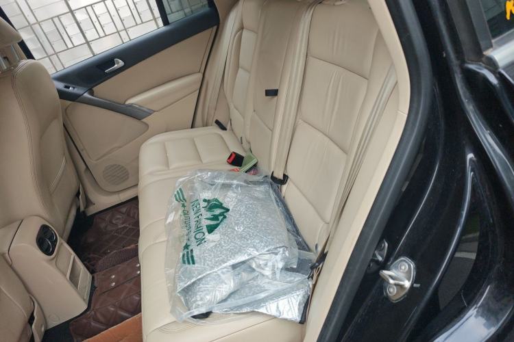Used Volkswagen Tiguan 2012 1.8TSI Automatic Two-Wheel Drive Elite Edition Left Rear Seat