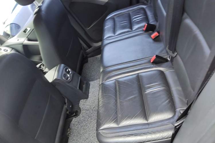 Used Volkswagen Tiguan 2012 1.8TSI Automatic All-Wheel Drive Fashion Edition Left Rear Seat