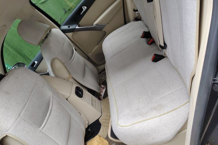 Used Volkswagen Tiguan 2012 1.8TSI Automatic Two-Wheel Drive Trend Edition Left Rear Seat