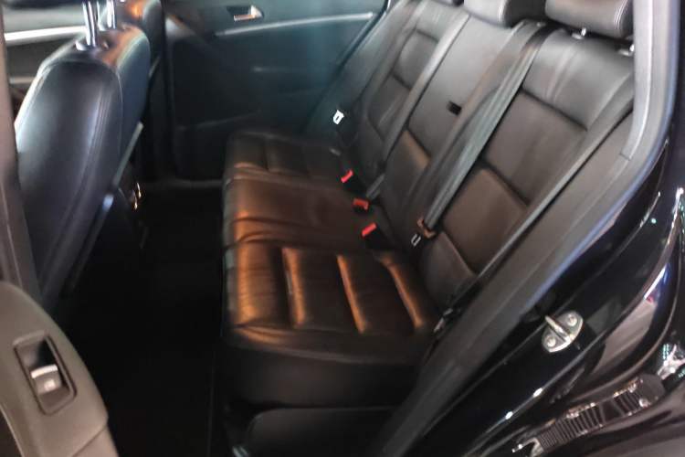 Used Volkswagen Tiguan 2012 2.0 TSI Luxury Edition Left Rear Seat