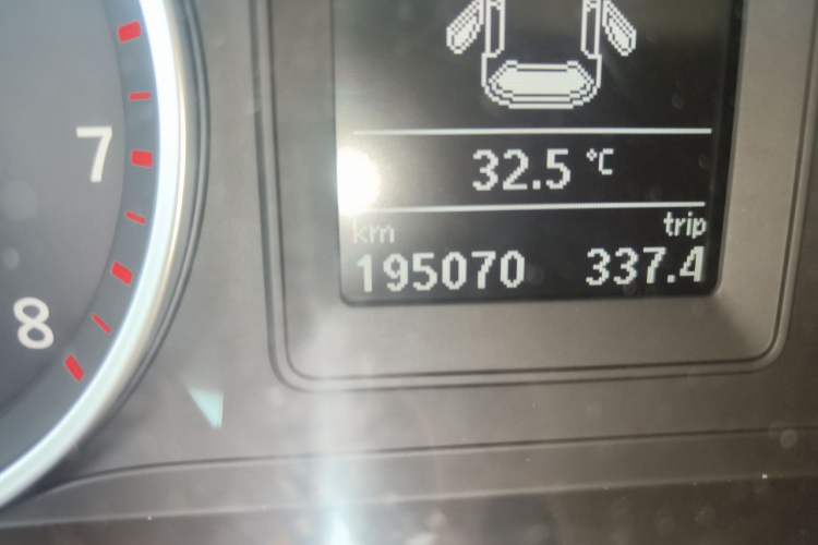 Used Volkswagen Tiguan 2012 1.8TSI Automatic All-Wheel Drive Elite Edition Odometer Close Up