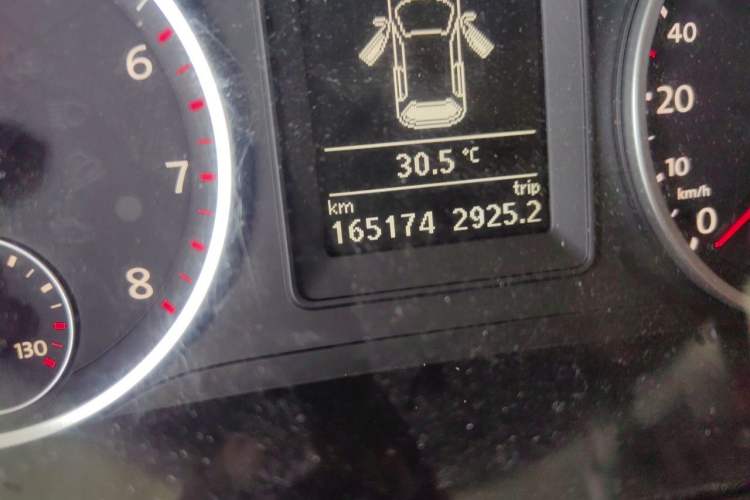 Used Volkswagen Tiguan 2012 1.8TSI Automatic Two-Wheel Drive Elite Edition Odometer Close Up