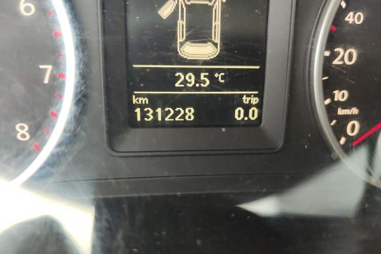 Used Volkswagen Tiguan 2012 1.8TSI Automatic All-Wheel Drive Elite Edition Odometer Close Up