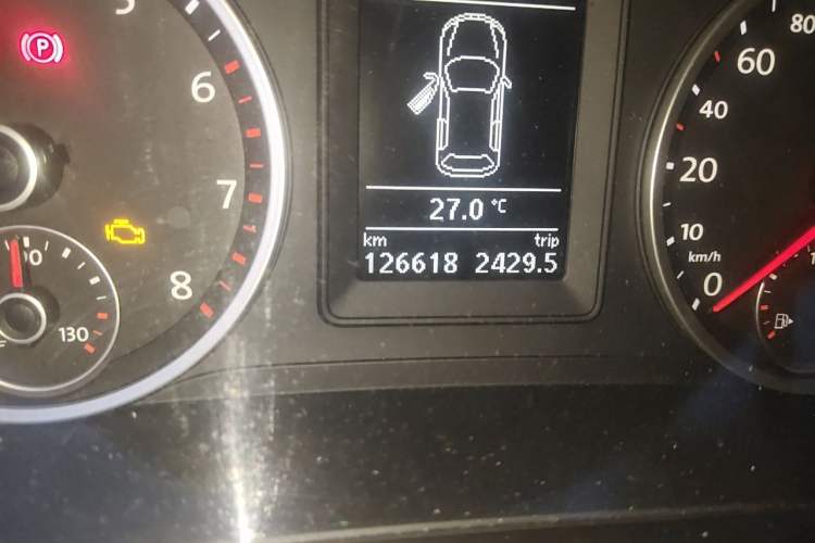 Used Volkswagen Tiguan 2012 1.8TSI Automatic Two-Wheel Drive Elite Edition Odometer Close Up