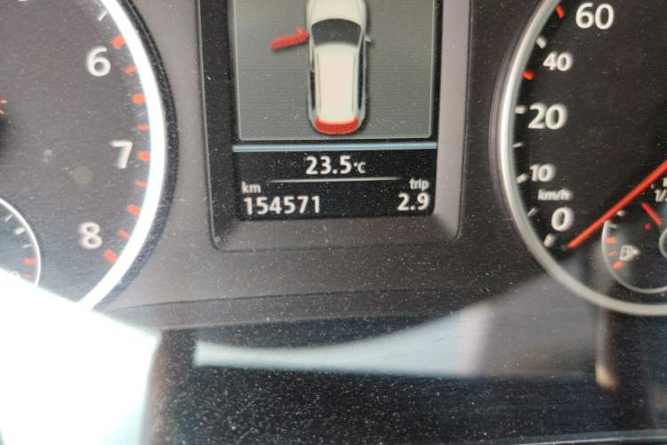 Used Volkswagen Tiguan 2012 2.0 TSI Comfort Edition Odometer Close Up