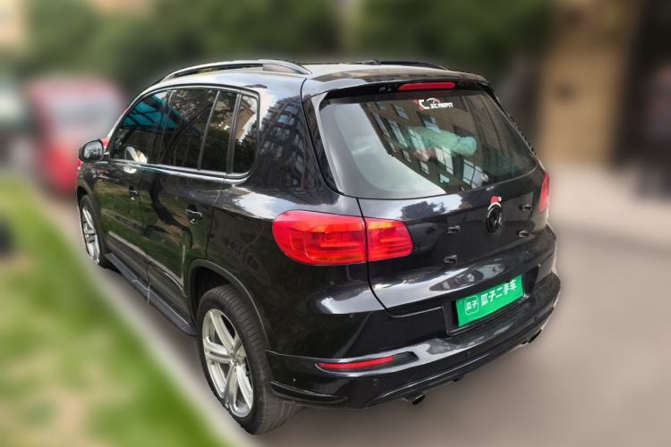 Used Volkswagen Tiguan  Rear Left 45 Deg