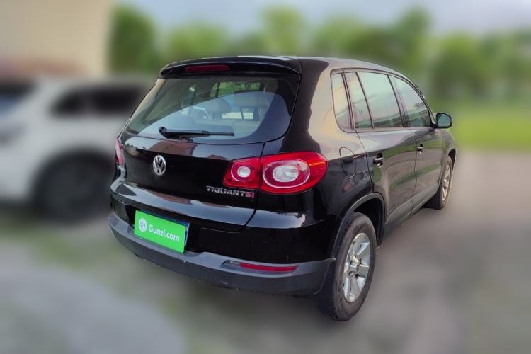 Used Volkswagen Tiguan 2012 1.8TSI Manual Two-Wheel Drive Urban Edition Rear Right 45 Deg