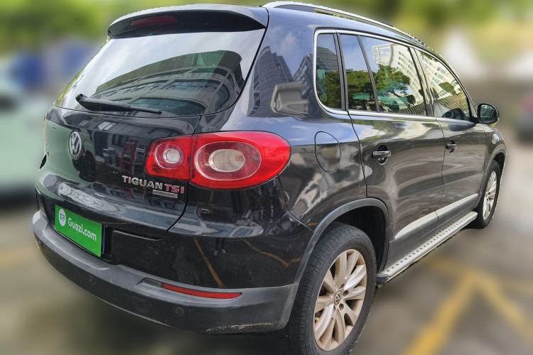 Used Volkswagen Tiguan 2012 2.0 TSI Automatic All-Wheel Drive Flagship Edition Rear Right 45 Deg