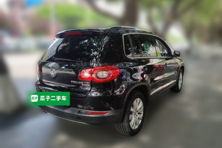 Used Volkswagen Tiguan 2012 2.0 TSI Automatic All-Wheel Drive Flagship Edition Rear Right 45 Deg
