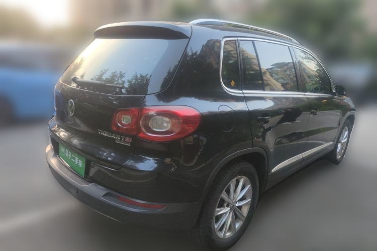 Used Volkswagen Tiguan 2012 1.8TSI Automatic All-Wheel Drive Elite Edition Rear Right 45 Deg