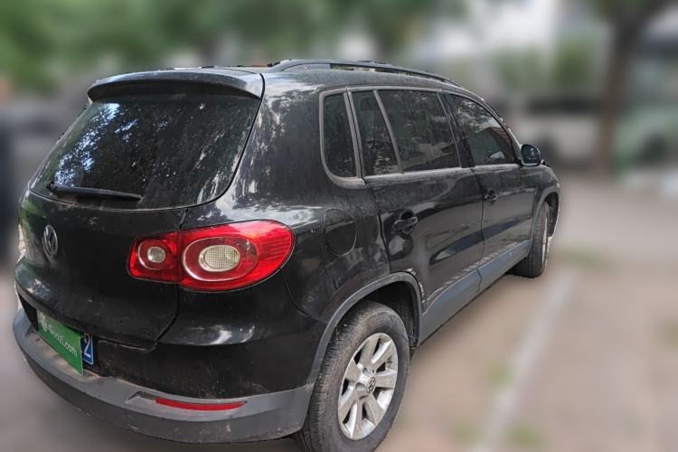 Used Volkswagen Tiguan 2012 1.8TSI Manual Two-Wheel Drive Urban Edition Rear Right 45 Deg