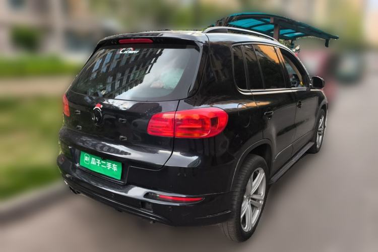 Used Volkswagen Tiguan  Rear Right 45 Deg