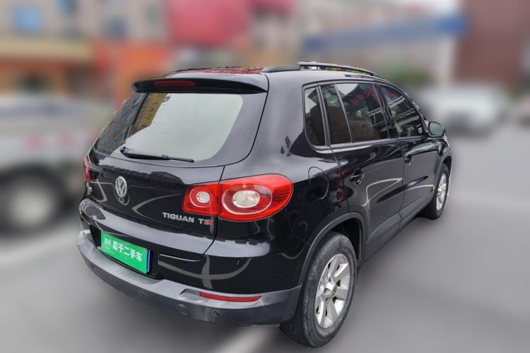 Used Volkswagen Tiguan 2012 1.8TSI Automatic Two-Wheel Drive Trend Edition Rear Right 45 Deg