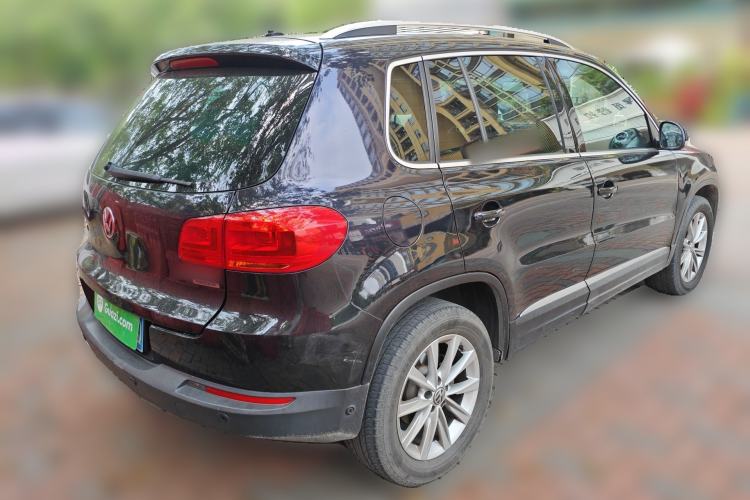 Used Volkswagen Tiguan 2012 2.0 TSI Comfort Edition Rear Right 45 Deg