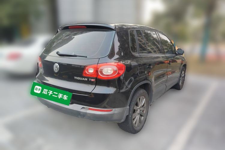 Used Volkswagen Tiguan 2012 1.8TSI Manual Two-Wheel Drive Urban Edition Rear Right 45 Deg