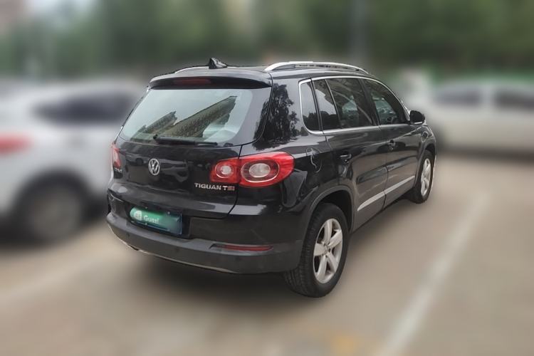 Used Volkswagen Tiguan 2012 1.8TSI Automatic Two-Wheel Drive Zhaoshi Edition Rear Right 45 Deg