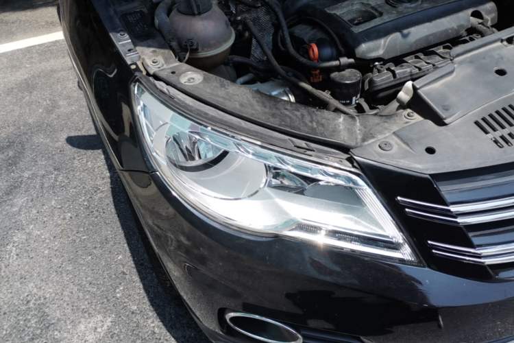 Used Volkswagen Tiguan 2012 1.8TSI Automatic Two-Wheel Drive Elite Edition Right Front Headlight