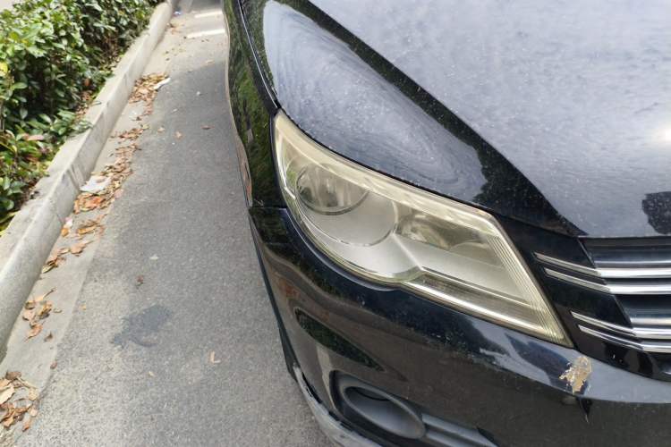 Used Volkswagen Tiguan 2012 1.8TSI Automatic Two-Wheel Drive Trend Edition Right Front Headlight