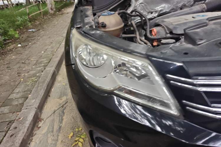 Used Volkswagen Tiguan 2012 1.8TSI Automatic Two-Wheel Drive Urban Edition Right Front Headlight