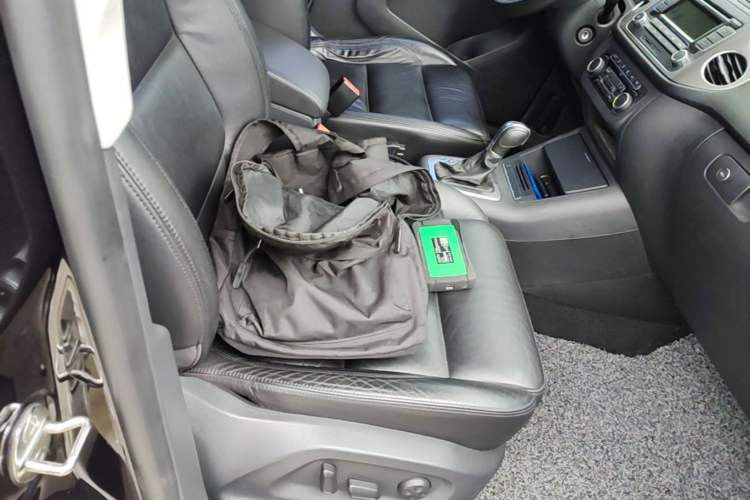 Used Volkswagen Tiguan 2012 1.8TSI Automatic All-Wheel Drive Fashion Edition Right Front Seat