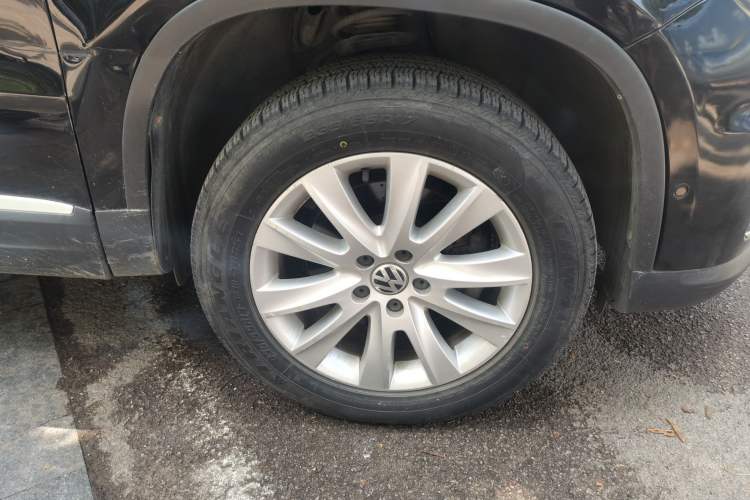 Used Volkswagen Tiguan 2012 2.0 TSI Automatic All-Wheel Drive Flagship Edition Right Front Wheel Hub