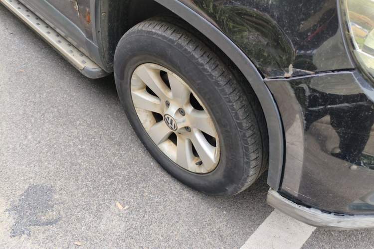 Used Volkswagen Tiguan 2012 1.8TSI Automatic Two-Wheel Drive Trend Edition Right Front Wheel Hub