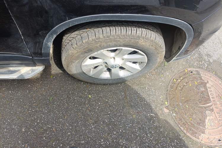 Used Volkswagen Tiguan 2012 1.8TSI Automatic Two-Wheel Drive Urban Edition Right Front Wheel Hub