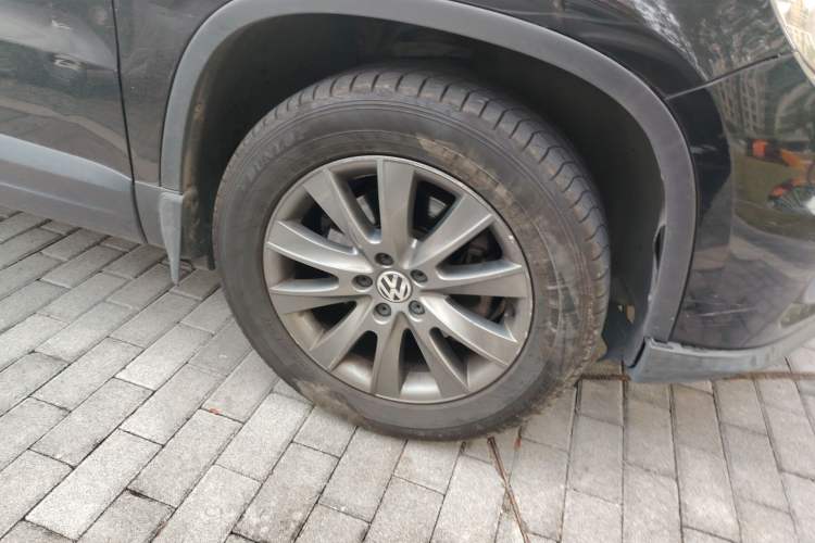 Used Volkswagen Tiguan 2012 1.8TSI Manual Two-Wheel Drive Urban Edition Right Front Wheel Hub