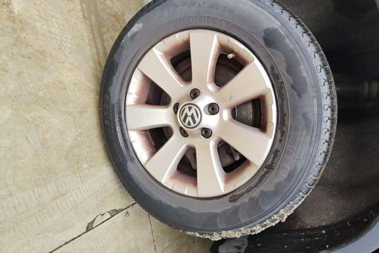Used Volkswagen Tiguan 2012 1.8TSI Automatic All-Wheel Drive Fashion Edition Right Rear Wheel Hub