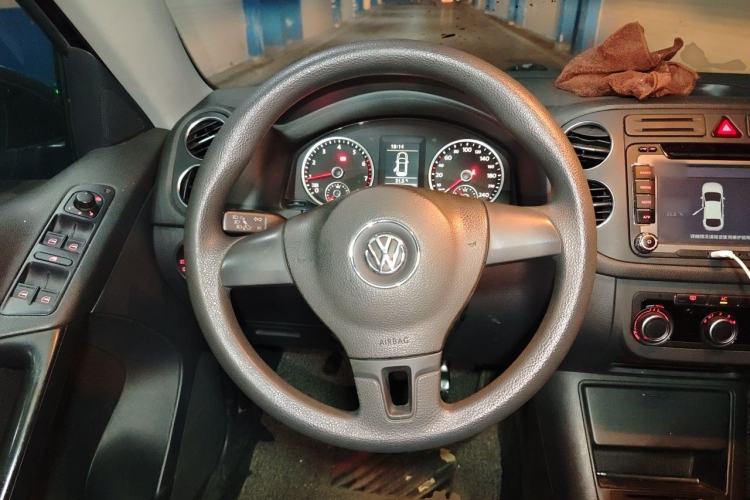 Used Volkswagen Tiguan 2012 1.8TSI Manual Two-Wheel Drive Urban Edition Steering Wheel