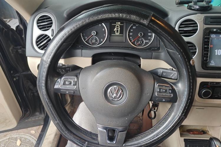Used Volkswagen Tiguan 2012 1.8TSI Automatic Two-Wheel Drive Trend Edition Steering Wheel