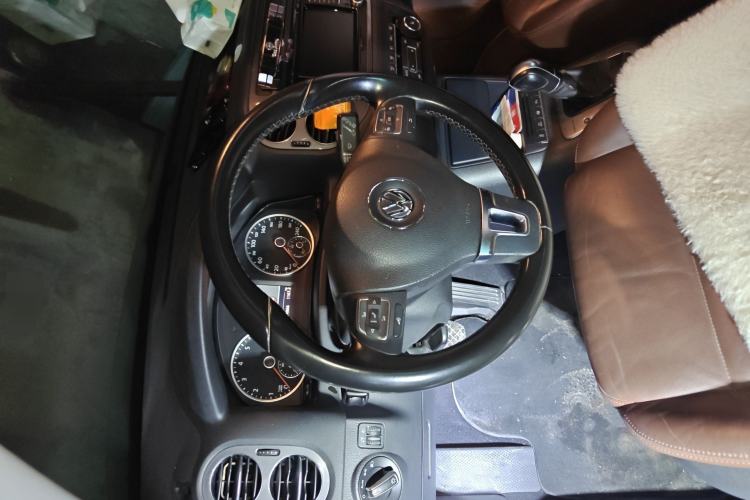 Used Volkswagen Tiguan 2012 2.0 TSI Comfort Edition Steering Wheel