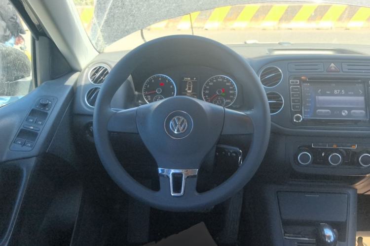 Used Volkswagen Tiguan 2012 1.8TSI Automatic Two-Wheel Drive Urban Edition Steering Wheel