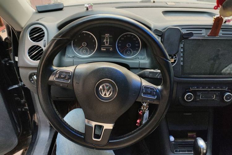 Used Volkswagen Tiguan 2012 1.8TSI Automatic Two-Wheel Drive Elite Edition Steering Wheel