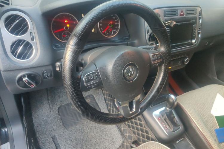 Used Volkswagen Tiguan 2012 1.8TSI Automatic All-Wheel Drive Elite Edition Steering Wheel