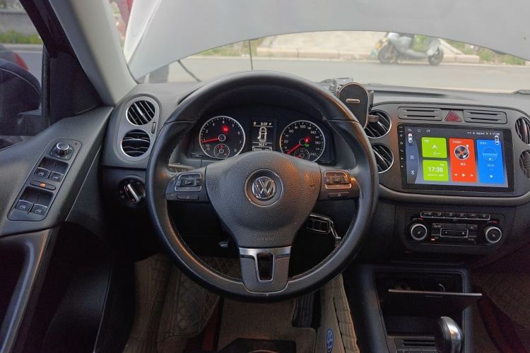 Used Volkswagen Tiguan 2012 1.8TSI Automatic Two-Wheel Drive Elite Edition Steering Wheel