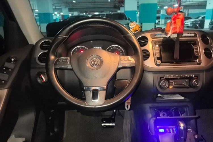 Used Volkswagen Tiguan 2012 1.8TSI Automatic All-Wheel Drive Elite Edition Steering Wheel