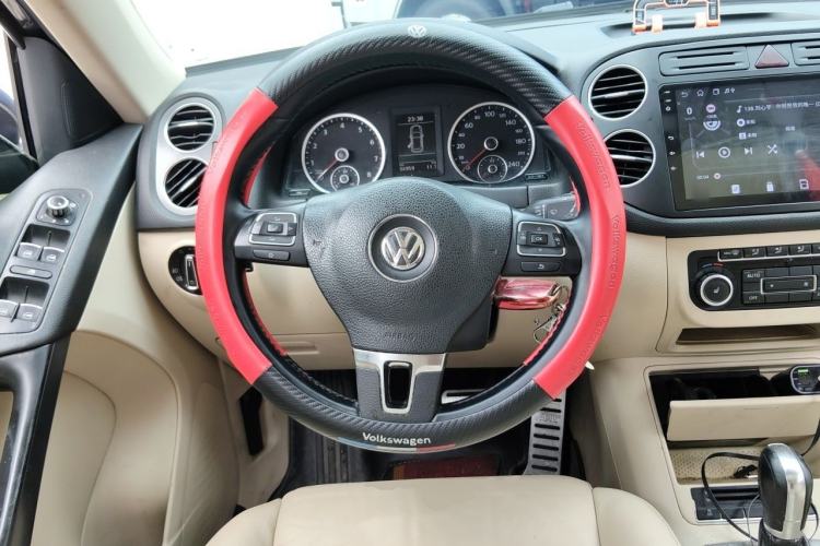 Used Volkswagen Tiguan 2012 1.8TSI Automatic All-Wheel Drive Elite Edition Steering Wheel