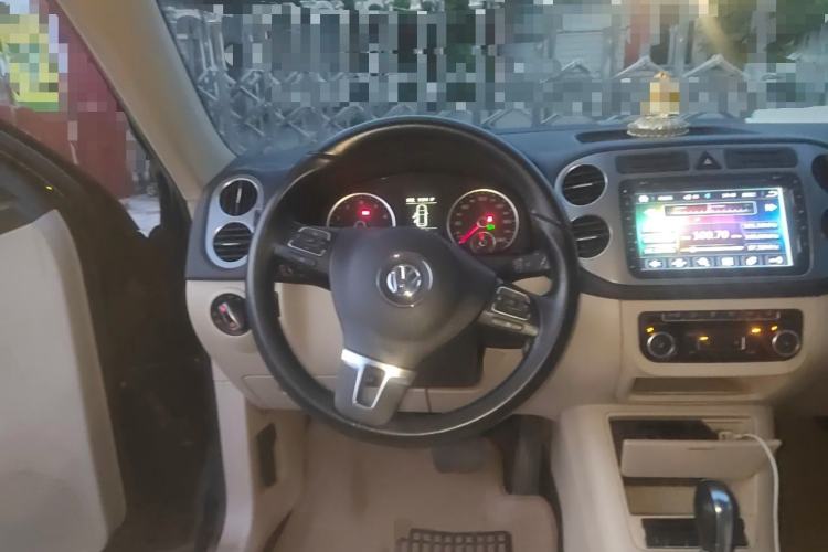 Used Volkswagen Tiguan 2012 1.8TSI Automatic Two-Wheel Drive Elite Edition Steering Wheel