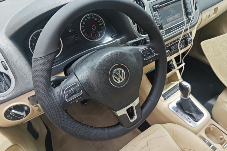 Used Volkswagen Tiguan 2012 1.8TSI Automatic All-Wheel Drive Elite Edition Steering Wheel