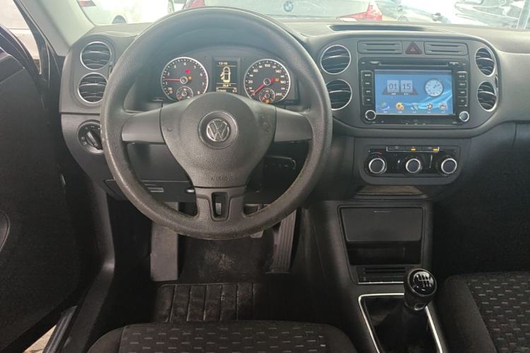 Used Volkswagen Tiguan 2012 1.8TSI Manual Two-Wheel Drive Urban Edition Steering Wheel